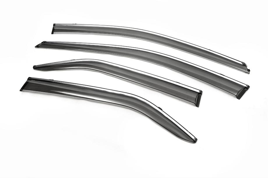 Toyota Camry 2011–2017 Raamdeflectoren met chroomstrip (4 stuks, Libao) Foto 2