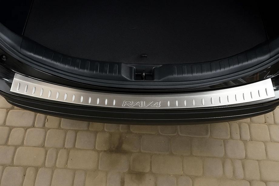 Toyota Rav 4 2013–2018 RVS achterbumperbeschermer Libao (2013-2016) Image