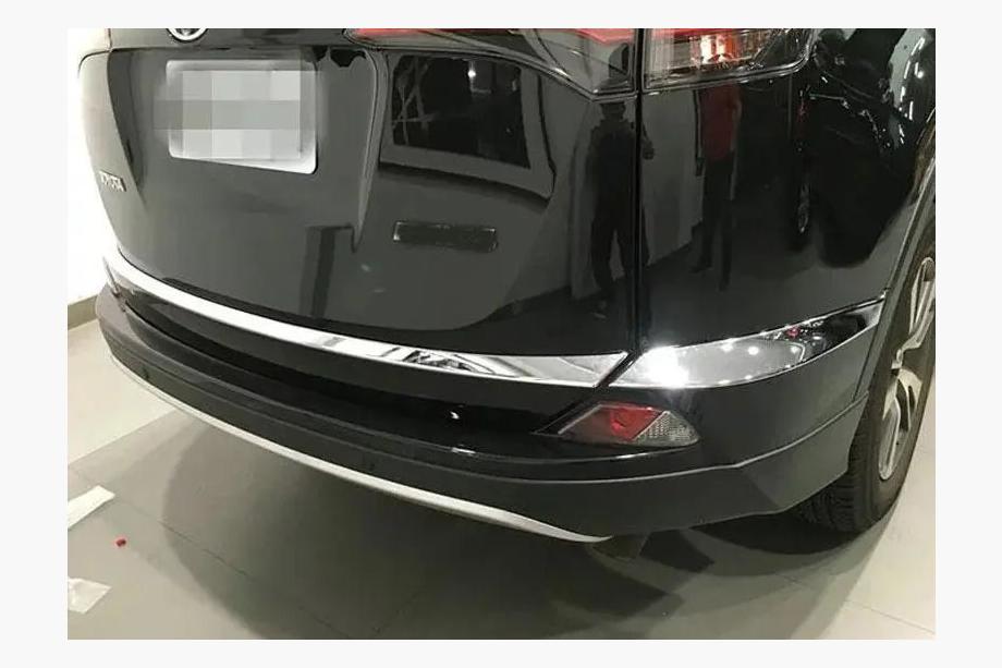 Toyota Rav 4 2013–2018 RVS sierlijsten voor achterbumper en achterklep Libao 2016-2018 (3 stuks) Foto 1