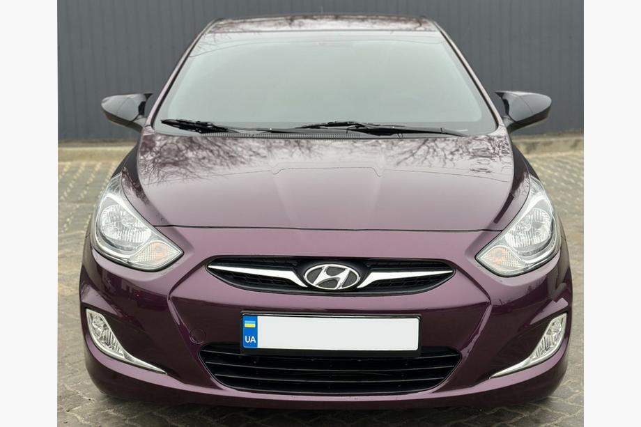 Hyundai Accent 2011–2017 Spiegelkappen met uitsparing voor richtingaanwijzer BMW-style (2 stuks) Foto 5