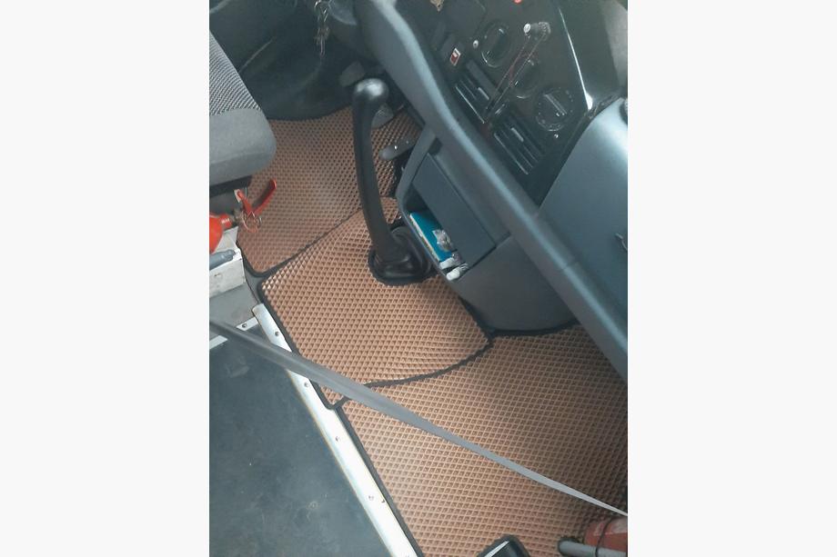 Mercedes Sprinter W901/902/903/904/905 1995–2006 EVA automatten (TDI, baksteenmotief) Image