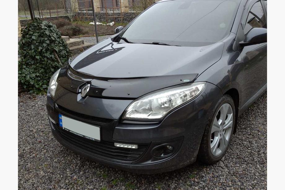 Renault Megane III 2009–2016 Motorkapdeflector 2009-2013 (EuroCap) Image