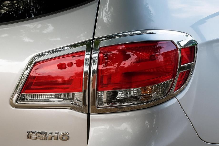 GreatWall Haval H6 2011– Libao chromen achterlichtcovers (2 stuks, kunststof) Image