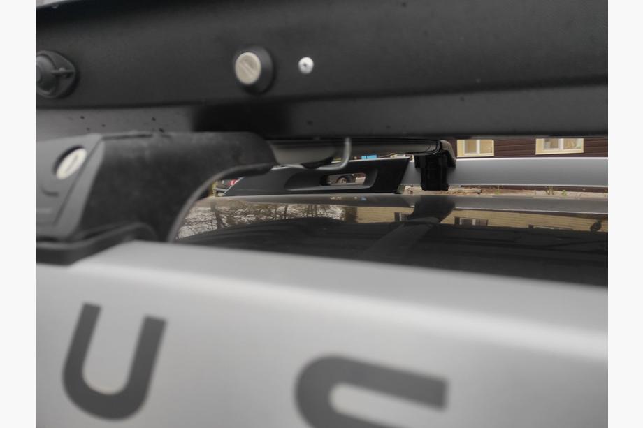 Dacia Duster 2008–2018 Afsluitbare dwarsdragers voor dakrails Skybar V1 (2014-2018, 2 stuks) 2014-2018, Grijs Foto 5