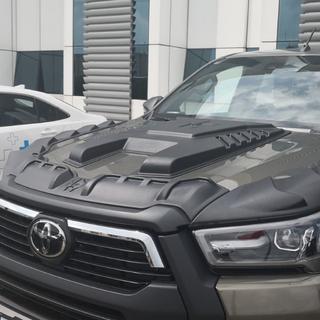 Motorkapcover (2021+, ABS) Toyota Hilux 2015– foto 2