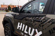 Toyota Hilux 2015– Bovenste deurstrip (set van 4, ABS) foto 1