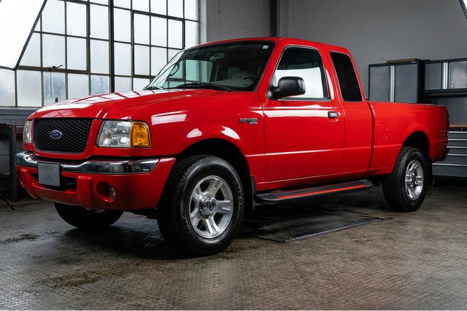 Ford Ranger 2002–2006 Side steps Maya Red (2 stuks, aluminium) Image