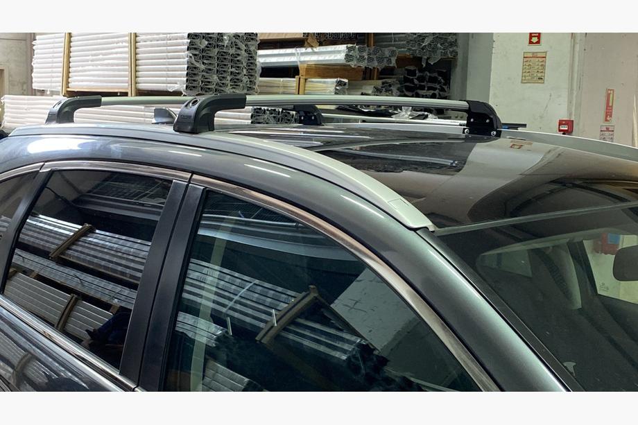 Honda CRV 2012–2016 Dakdragerset voor geïntegreerde dakrails Strong (2 stuks) Foto 1