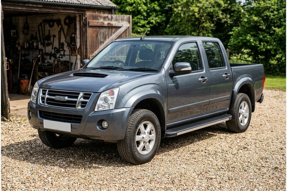 Isuzu D-Max 2002–2011 Side steps Maya V1 (2007-2012, 2 stuks, aluminium) Image