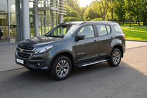 Chevrolet Trailblazer 2012–2019 Sunrise side steps (set van 2, aluminium) foto 1
