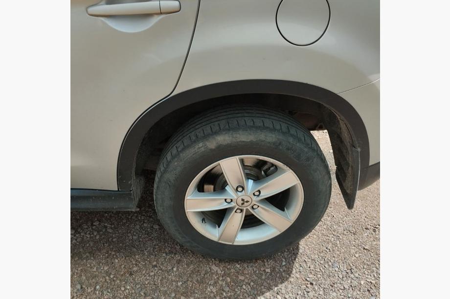 Mitsubishi ASX 2010–2023 Wielkastverbreders 2012-2016 (4 stuks, zwart, ABS-kunststof) Foto 2