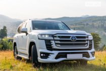 Toyota Land Cruiser 300 2021– GXR bodykit set Witte kleur foto 20