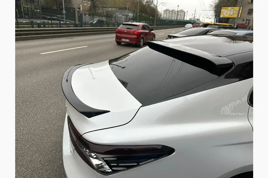 Toyota Camry 2017–2023 Achterruitspoiler (zwart) Image