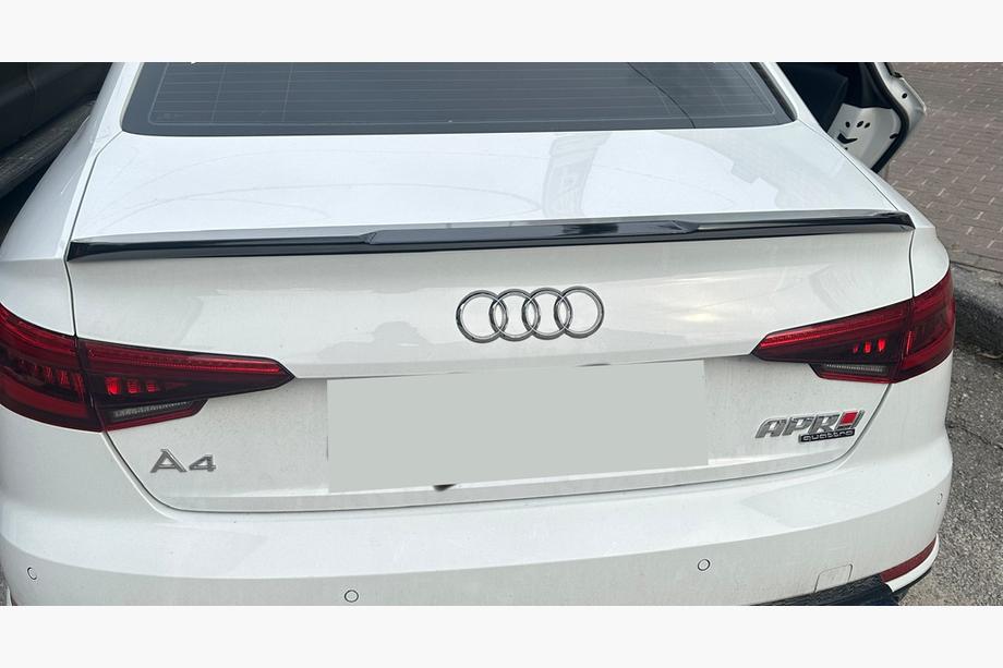 Audi A4 B9 2015–2024 LIP spoiler (1234 Upgrade, zwart) Image