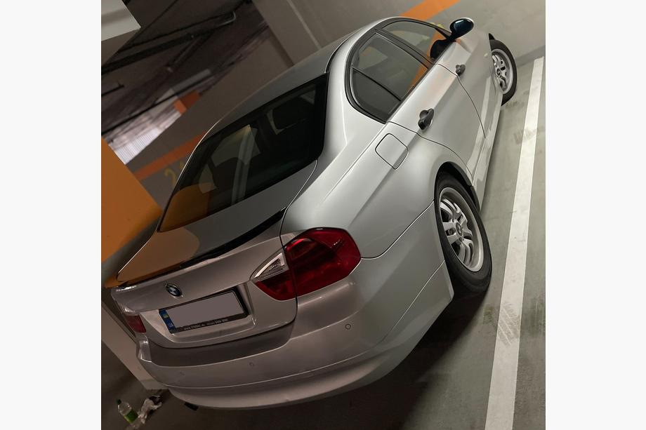 BMW 3-serie E90/E91 2005–2011 Spoiler HongHang V2 (ABS, hoogglans zwart) Image
