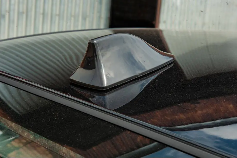 Sharkfin dakantenne (zwart, ABS) Foto 3