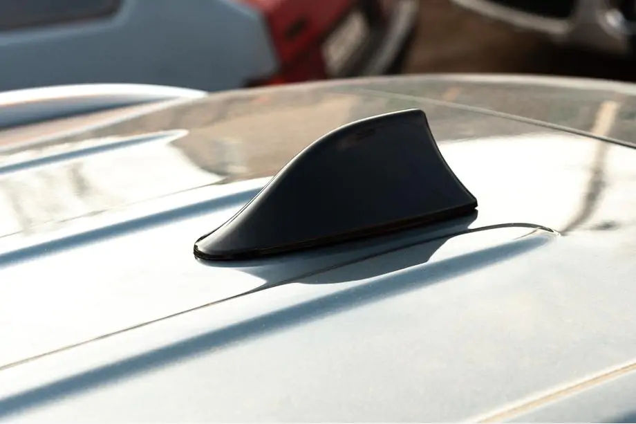 Sharkfin dakantenne (zwart, ABS) Foto 1