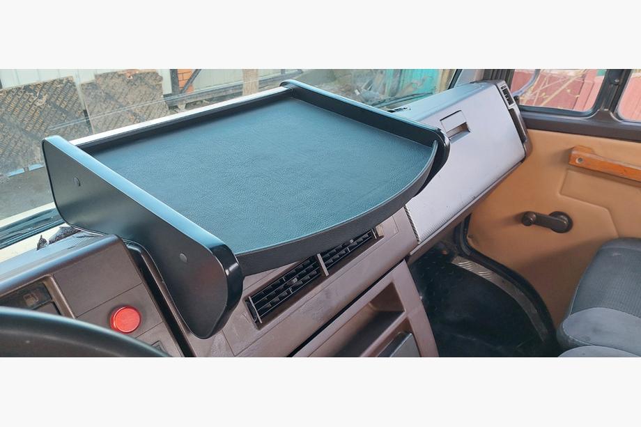 Mercedes T2 (507-814) 1967–1996 Dashboardplank (type 3) Image
