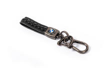 BMW Leren sleutelhanger met BMW-logo foto 2