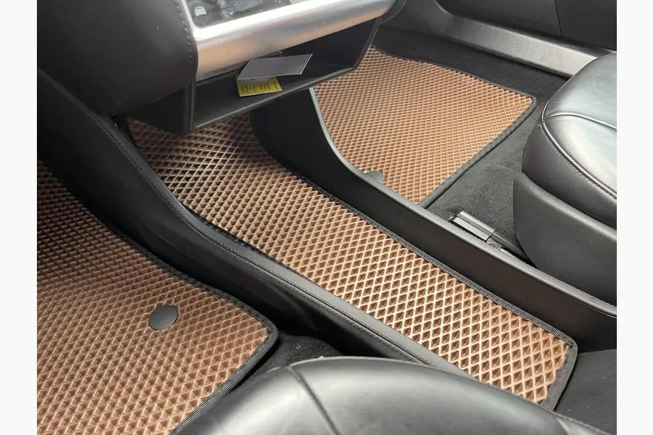 Tesla Model S 2012– EVA automatten (2012-2021, baksteenrood) Image
