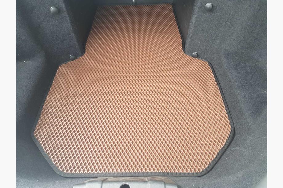 Tesla Model S 2012– EVA kofferbakmat voorzijde (2WD, 2012-2021, tegelrood) Image