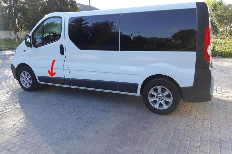 Renault Trafic 2001–2015 Originele gebruikte deursierlijst (L1) Image