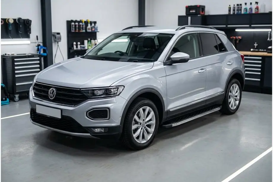Volkswagen T-Roc 2017–2025 BlackLine side steps (2 stuks, aluminium) Image