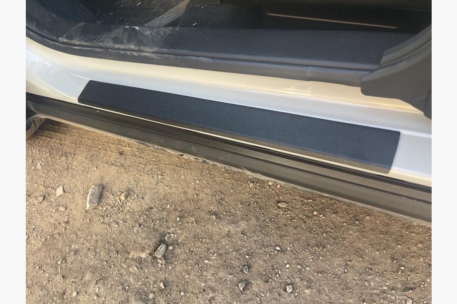 Mazda CX-30 2019– DDU Mat dorpellijstenset (2 stuks, kunststof) Image