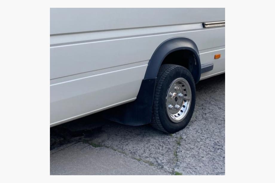 Mercedes Sprinter W901/902/903/904/905 1995–2006 RVS wieldoppen Exclusive V2 R15 (dubbel gerold) Foto 2