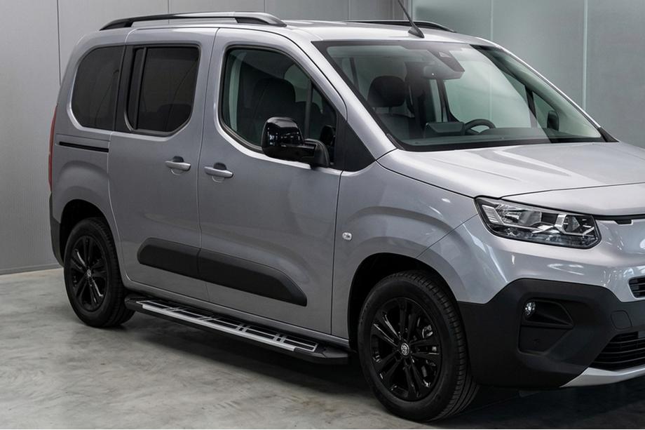 Toyota Proace City 2016– Sunrise side steps (2 stuks, aluminium) Image