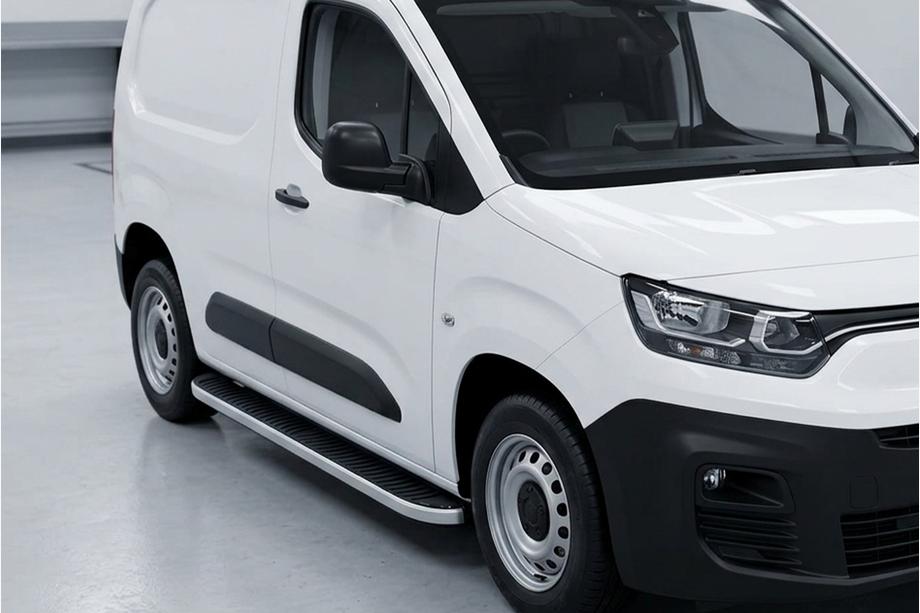 Toyota Proace City 2016– Side steps Tayga Grey (set van 2, aluminium) Image