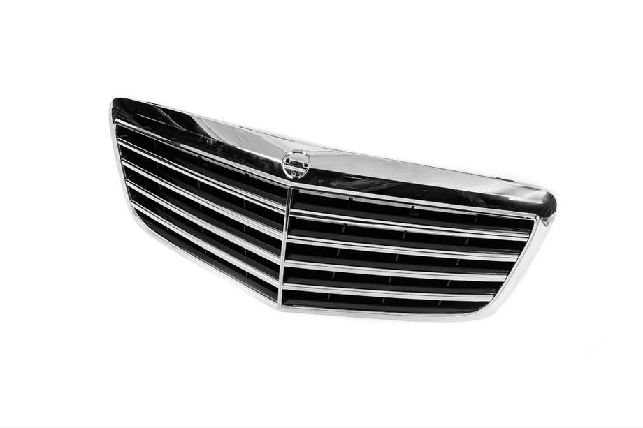 Mercedes E-class W211 2002–2009 Voorgrille (AMG) Foto 2
