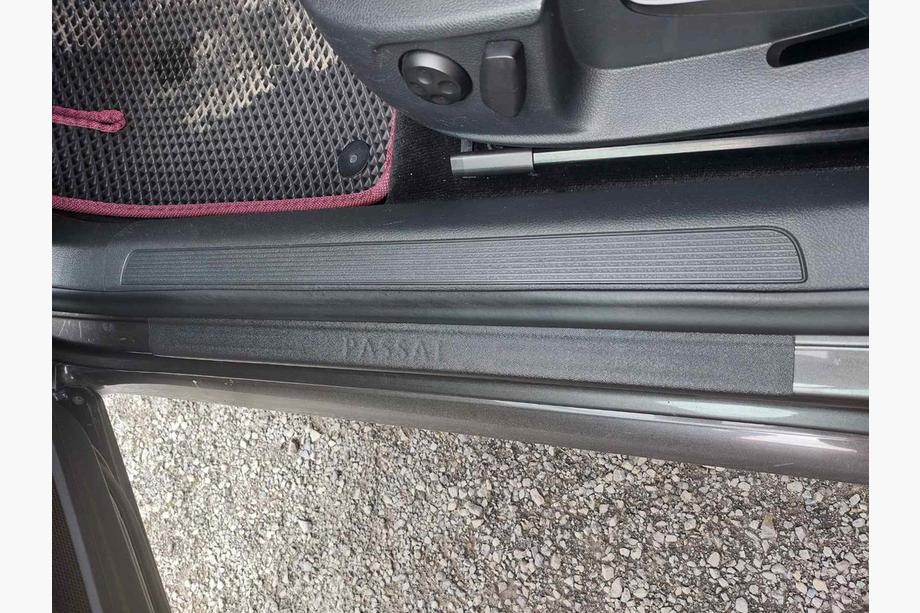 Volkswagen Passat B6 2006–2012 DDU instaplijsten (set van 4, kunststof) Image
